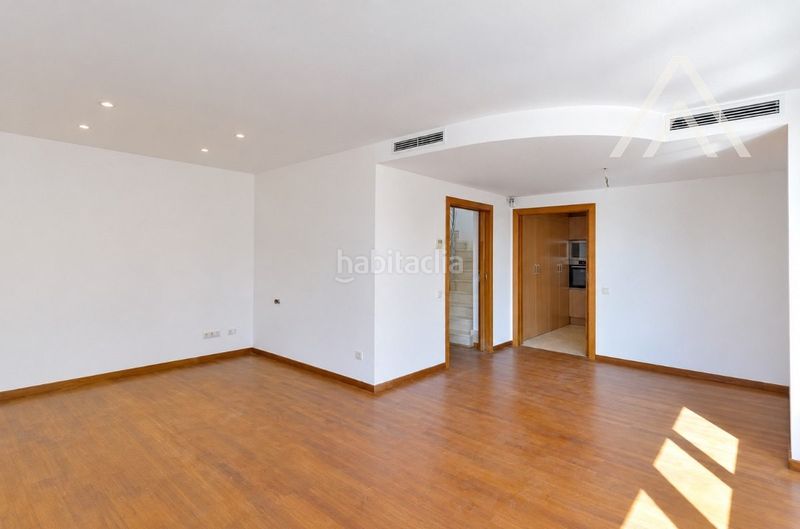 Foto fa517211-1686-42c4-8589-de699e2cda86. Duplex con riscaldamento in Creu Alta Sabadell