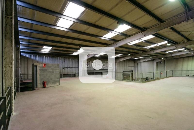 Foto 54f0dea6-dc35-4c73-bc58-98944069f029. Fabrikhalle in Mas Xirgu Girona