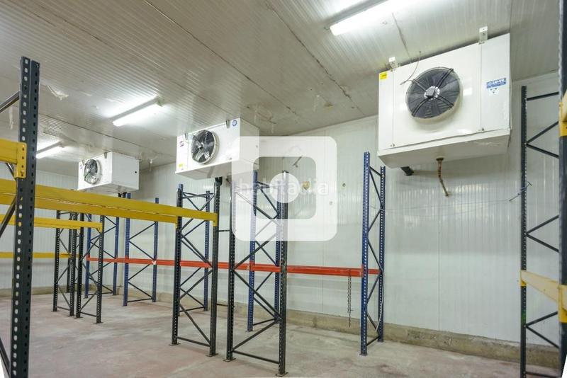 Foto 85a3e8e2-da33-4971-98bc-c5a8c4e69abf. Fabrikhalle in Mas Xirgu Girona