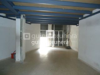 Alquiler Local Comercial  Cl st josep. Local de 60 m2 aproximadamente en planta baja más altillo de 30