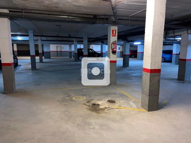 Foto 91b544cf-def6-4629-9e6f-d09bfe97c299. Autoparkplatz in Vallromanes