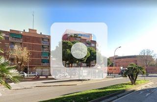 Landgut  Santiago. Solar en artigues, badalona