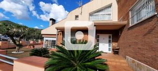 Chalet  Manuel de falla. El sueo de vivir en una casa con vistas a la naturaleza