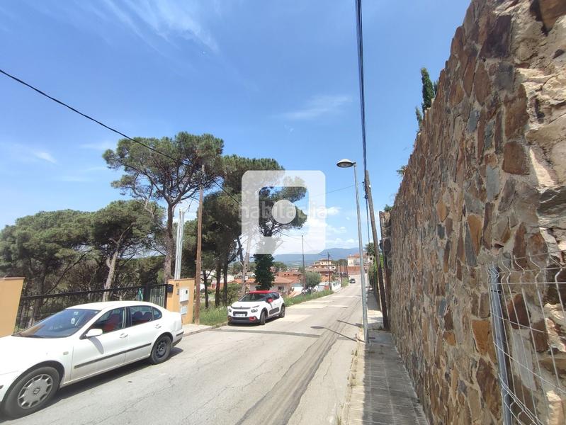 Foto f8949450-0129-4708-b07c-84ad1b31c919. Terreny residencial a Llinars del Vallès