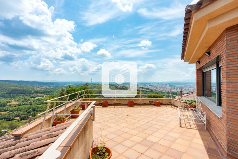 Foto 28b56e80-1d08-498a-86b7-a95dac1b3168. Chalet con riscaldamento piscina in Montjuïc Girona