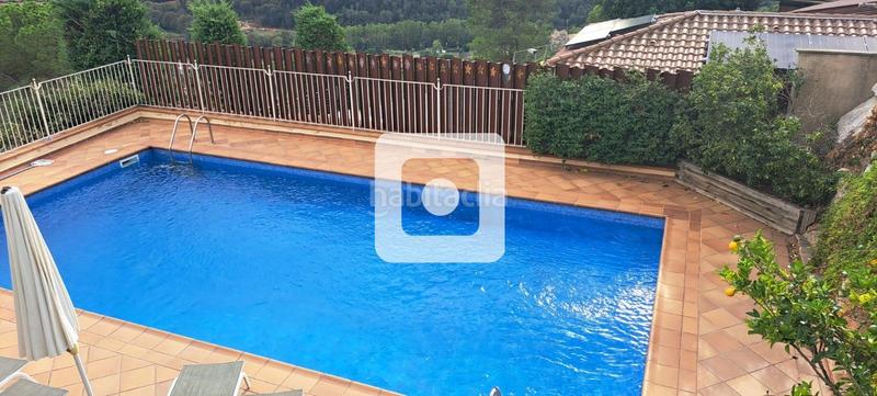 Foto de1a1e4b-7f46-44fa-8bb6-0e2cc750d1f5. Chalet con riscaldamento piscina in Montjuïc Girona