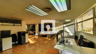 Oficina  Passeig de sant gervasi. Oficina en bajos finca residencial junto a pl kennedy