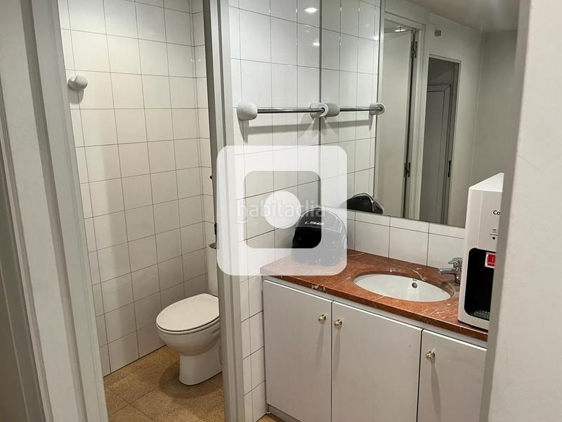 Foto 9cebc39b-414e-444e-8fce-9e62fcaa55b6. Local commercial dans Centre Granollers