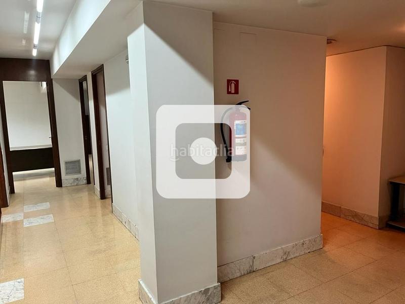 Foto f735d92c-4f09-45a1-beac-7e8237e6a4dc. Local commercial dans Centre Granollers