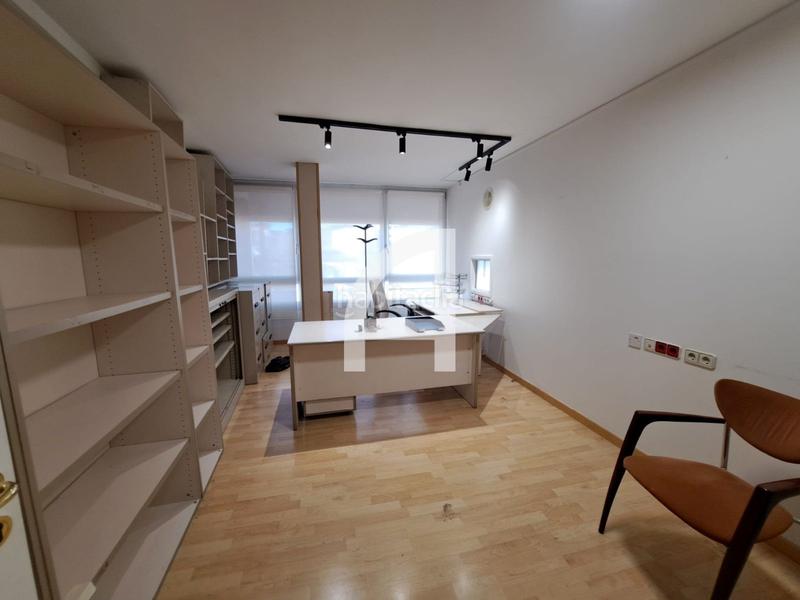 Foto 25073f17-711a-411b-a0b5-fdb03281199c. Miete büro mit heizung in Molins de Rei