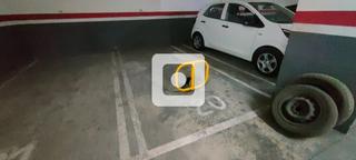 Aparcament cotxe  Carrer europa. Plaza parquin de fácil acceso