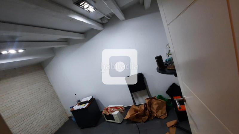 Foto f6e9278b-bcd5-4ee0-913c-e434cdbd3b05. Locale commerciale in Vila de Gràcia Barcelona