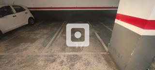 Aparcament cotxe  Carrer europa. Plaza de parking en les corts