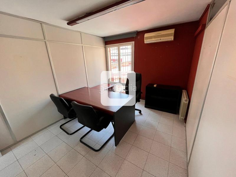 Foto 3d0b94c7-86d9-4a95-aae1-67ab65d3882c. Location local commercial dans Sota el cami ral Granollers