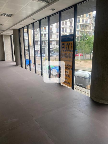 Foto cf157484-6908-449a-97b4-0e43ee5a8918. Affitto locale commerciale in Centre-Barri Vell Girona