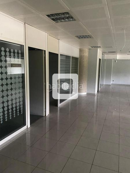 Foto d71e2993-cc71-426d-bf4a-44964c897152. Alquiler local comercial amplio local comercial en aquiler en Girona