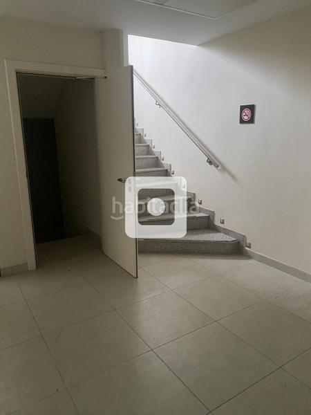 Foto 8c0b84dd-e3e9-4762-b113-0bd7b0dc50fa. Location local commercial dans Centre-Barri Vell Girona