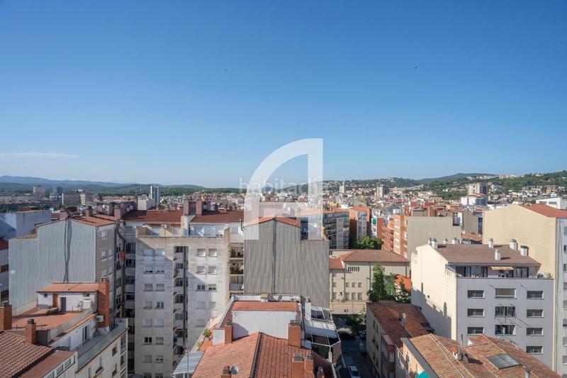Foto 7646e18e-4896-4a4e-9992-4eb3f722f1c0. Àtic a Eixample Nord Girona