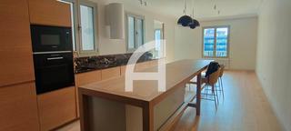 Appartement  Sarria. Magnífica vivienda totalmente reformada nueva a estrenar