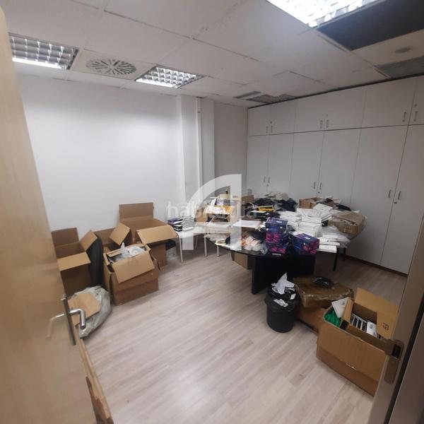 Foto 0fc0bd80-d61f-4324-8aab-1bfe0934dd5d. Oficina amb calefacció a Sant Gervasi - Galvany Barcelona