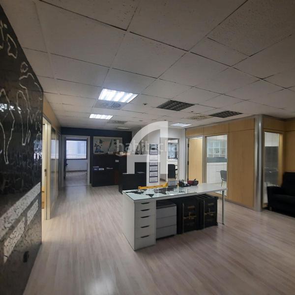 Foto 205e95ad-cc3c-4c05-94d1-4e0f57ff8d2d. Oficina amb calefacció a Sant Gervasi - Galvany Barcelona