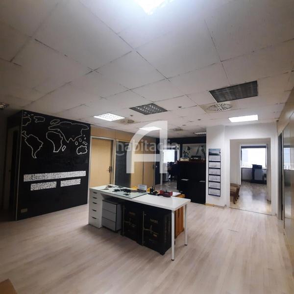 Foto 36328705-2442-493f-900d-f338b67ef05e. Oficina amb calefacció a Sant Gervasi - Galvany Barcelona