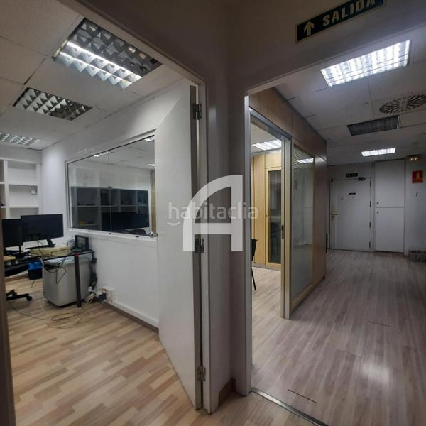 Foto 87a3dc79-6d41-45c5-9f3f-d9972f2f8908. Oficina amb calefacció a Sant Gervasi - Galvany Barcelona