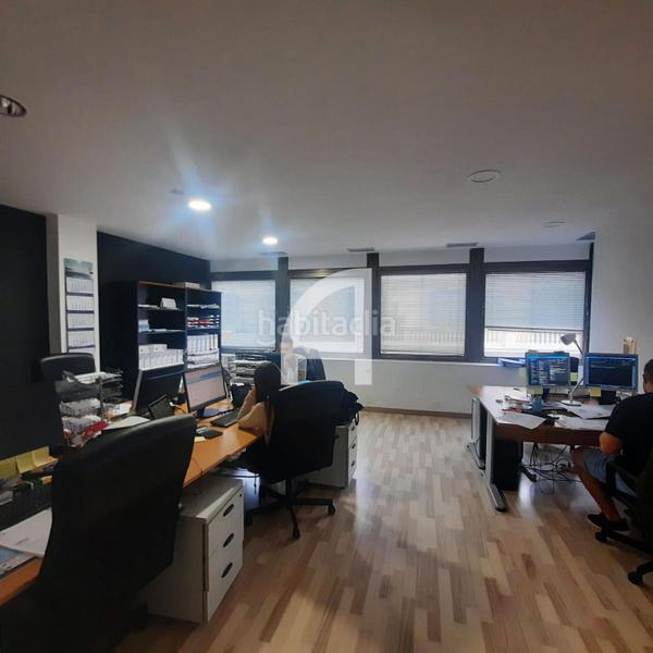 Foto a270de28-4b70-43bf-a428-22fecf8a859c. Oficina amb calefacció a Sant Gervasi - Galvany Barcelona