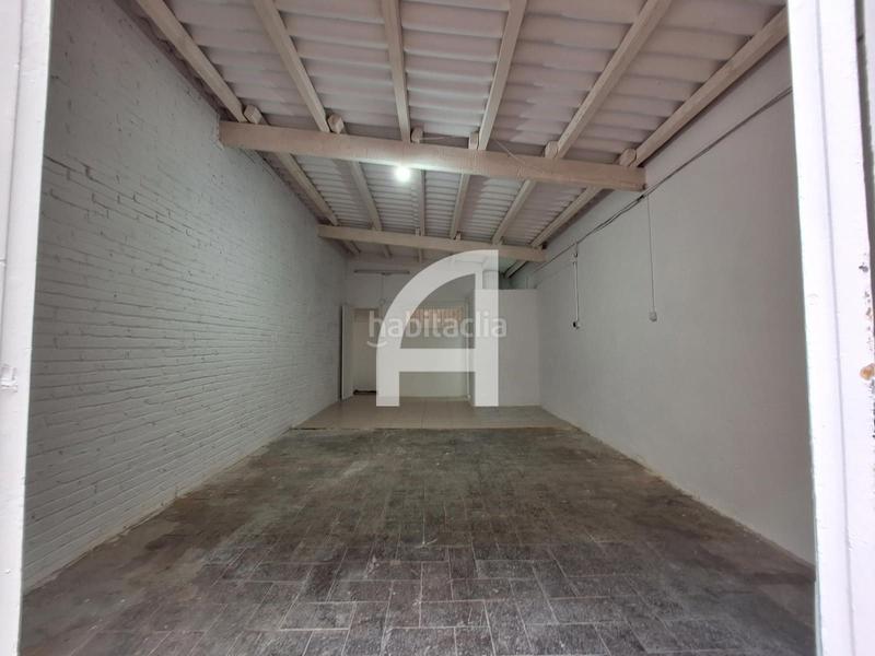 Foto d11fdd5c-27bc-4321-be60-40662c8faef8. Lloguer local comercial a Vila de Gràcia Barcelona