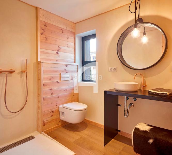 Foto 2dab8080-a9e2-441b-9289-a07d38a11e5a. Casa adossada amb calefacció aparcament a Bellver de Cerdanya