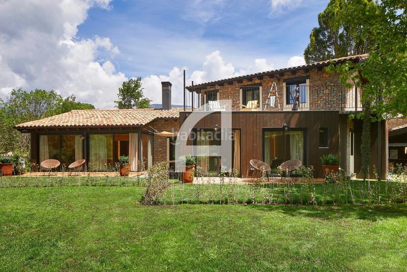 Foto de02bf6f-5fd1-486a-990c-61c99c5bd2f1. Casa adossada amb calefacció aparcament a Bellver de Cerdanya