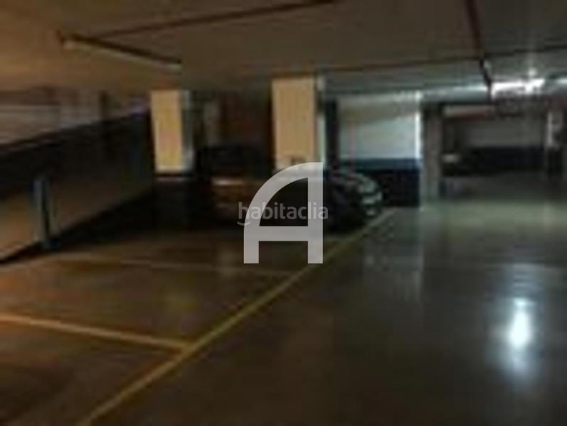 Foto 6bf4155d-b3be-4152-a01d-0cafb19e1dc1. Rent car parking in Fort Pienc Barcelona