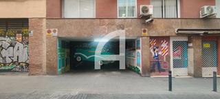Lloguer Aparcament cotxe  Carrer d'alfons xii. Plaza de aparcamiento  para coche mediano y moto