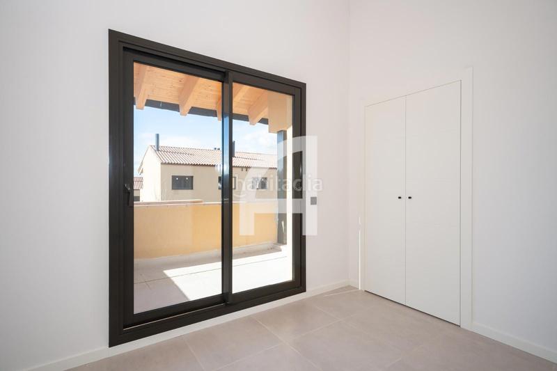 Foto 67a59f4f-686b-453e-b619-4aaf593966a8. Casa adosada exclusiva casa de obra nueva al turó baix empordà girona en Regencós