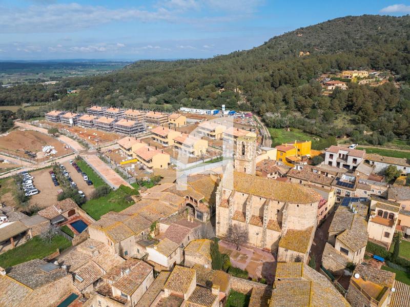 Foto cb049fe9-4d4b-4662-8237-23470d146747. Casa adosada exclusiva casa de obra nueva al turó baix empordà girona en Regencós