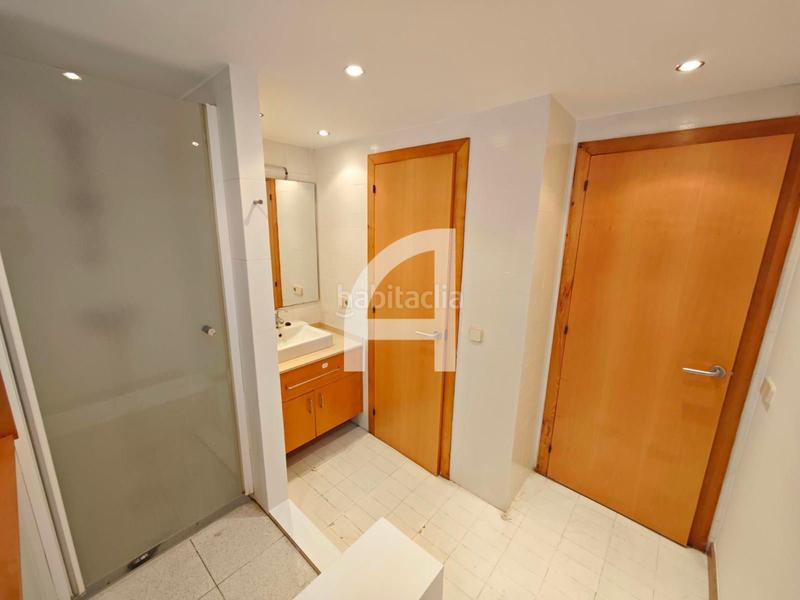 Foto 6bce129f-f52c-4870-a461-a3ed288103b8. Location studio dans Eixample Nord Girona