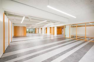 Location Bureau  Carrer zamora. Planta de oficinas de 1.500m en edificio corporativo 22