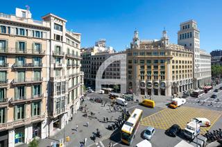 Etagenwohnung  Catalunya. Amplio piso en finca modernista exclusiva