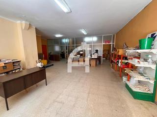 Miete Geschäftsraum  Josep carner. Local comercial en alquiler en granollers