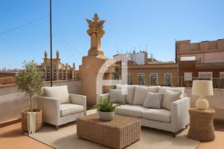 tic  Carrer consell de cent. tico a estrenar con gran terraza de 26m