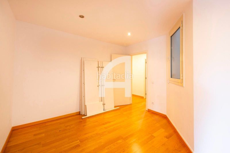 Foto 797d7952-e69b-4a01-bea0-08cc8167a4aa. Pis amb calefacció a L´Antiga Esquerra de l´Eixample Barcelona