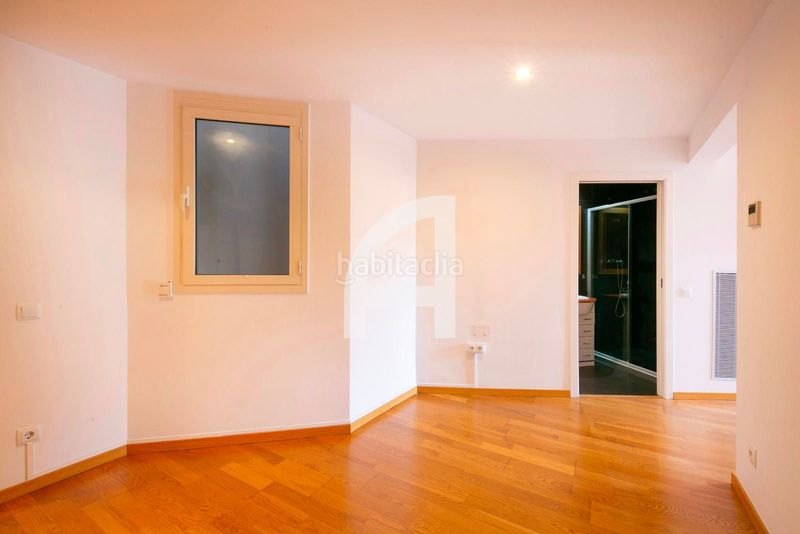 Foto fff04a38-d3d7-4ef6-aa16-166d349ab5ca. Pis amb calefacció a L´Antiga Esquerra de l´Eixample Barcelona