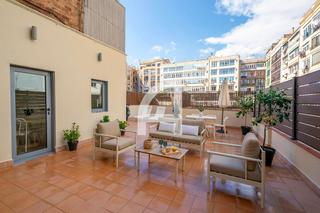 Location Appartement  Carrer valencia. Impresionante entresuelo de alquiler temporal