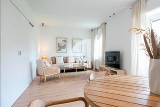 Rent Flat  Avinguda josep tarradellas. Precioso piso en alquiler temporal en el barrio de les corts
