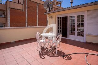 Location Duplex  Rafael casanova. Increíble dúplex con buhardilla y solárium en molins de rei