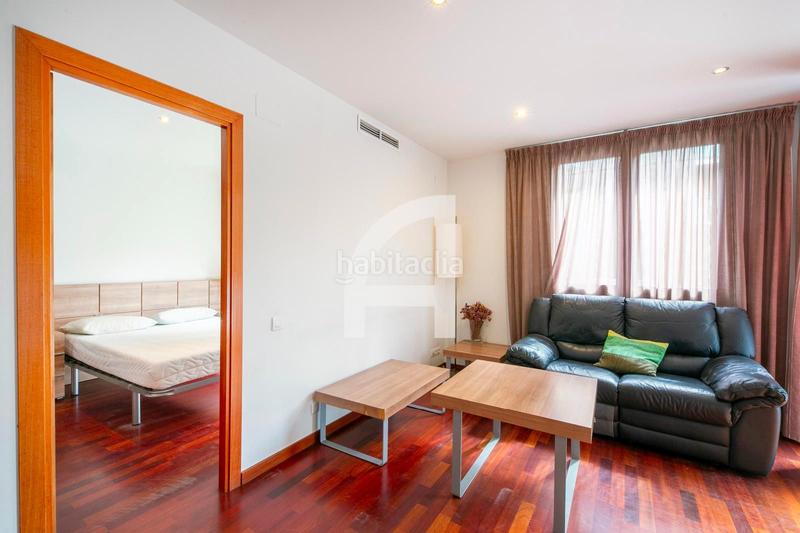 Foto 5d5c8845-604d-43f2-b613-56bcddaee878. Piso  en eixample para entrar a vivir en La Nova Esquerra de l´Eixample Barcelona