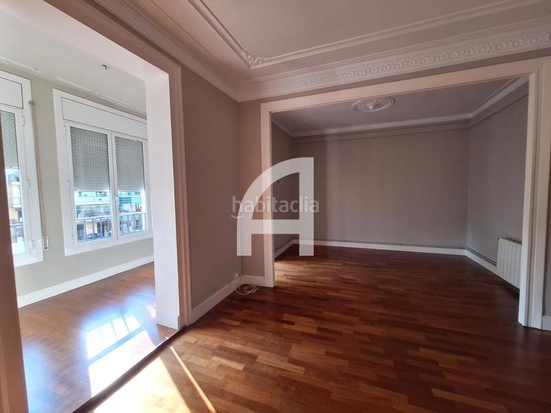 Foto 12413110-66c8-4f9a-83f4-b1b54c265122. Location bureau avec chauffage dans L´Antiga Esquerra de l´Eixample Barcelona