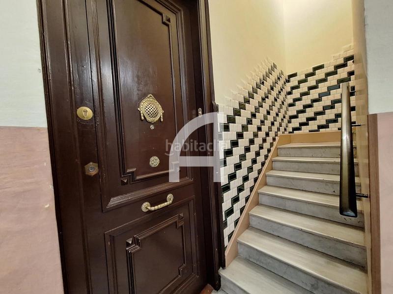 Foto 87104949-f10e-4712-b69a-cf95b3c03bc4. Location bureau avec chauffage dans L´Antiga Esquerra de l´Eixample Barcelona