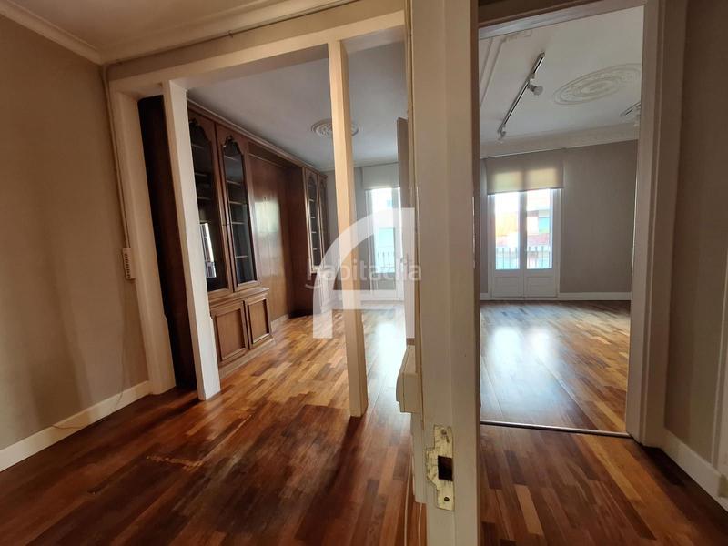 Foto e27cb8ce-01b7-4283-a08c-5573388bb276. Rent office space with heating in L´Antiga Esquerra de l´Eixample Barcelona