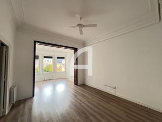 Miete Etagenwohnung  Catalunya. Precioso piso en rambla catalunya